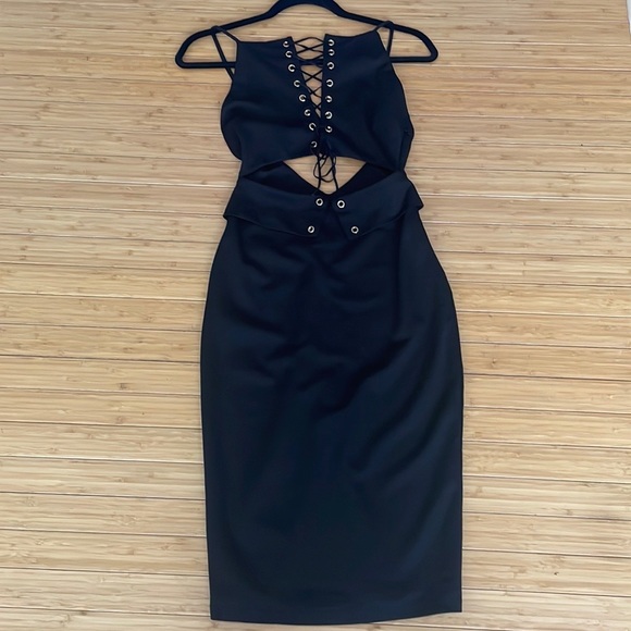 H:ours Sheath Black Front Criss Cross Dress - Picture 4 of 6